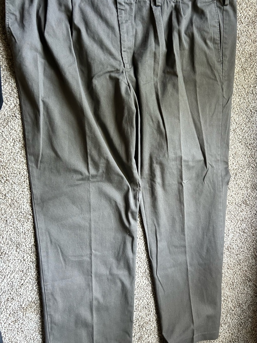 Dockers Dark Olive Chino Dress Pants for Big Men -50x32 EUC
